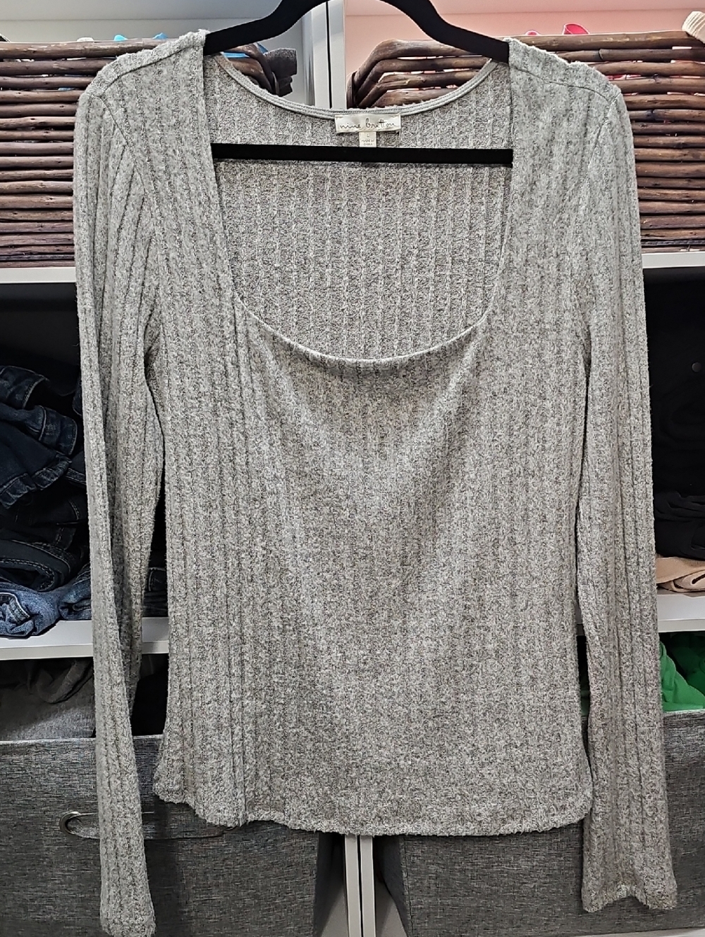 Stretch Ribbed Long Sleeve Top - Gray